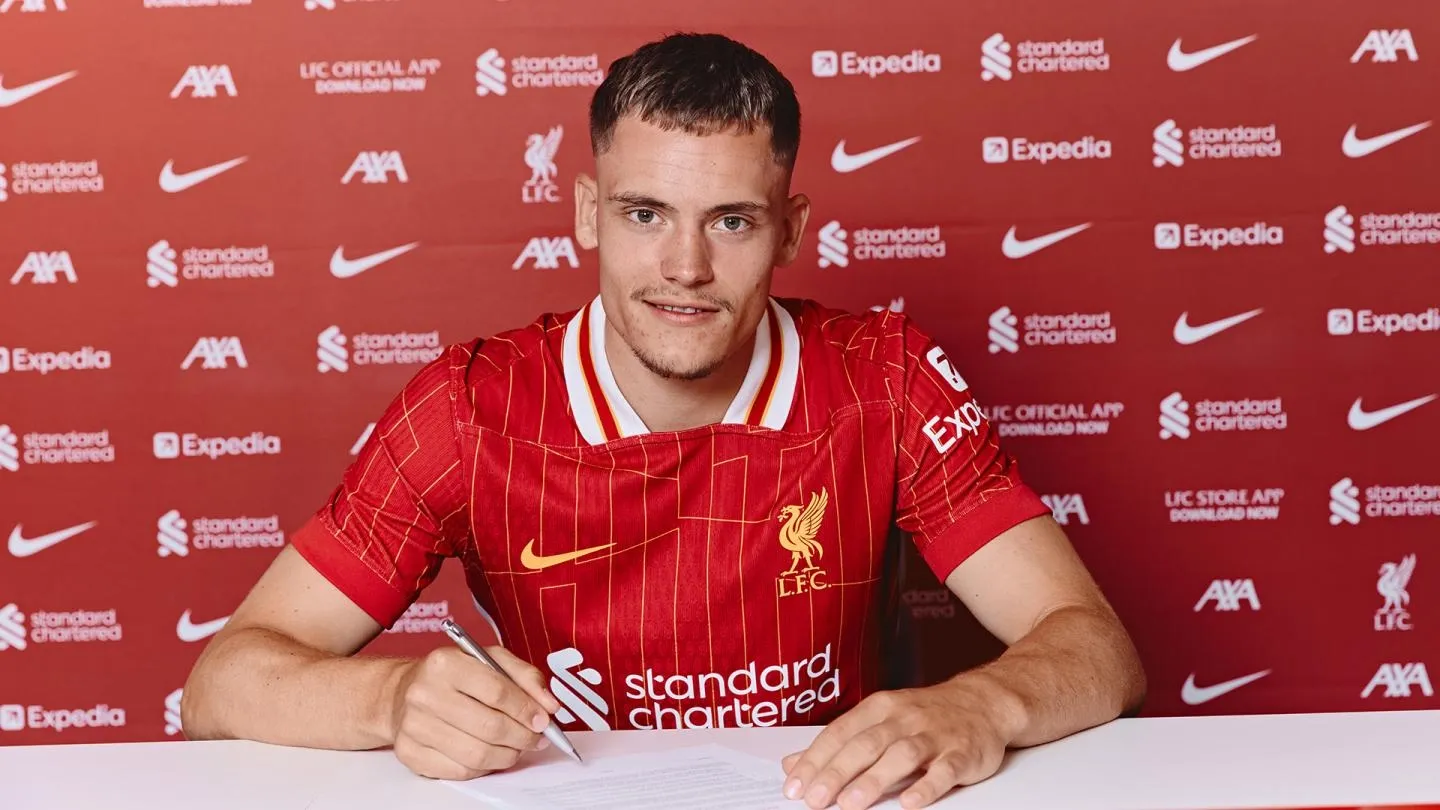 Liverpool sign Floarian Wirtz